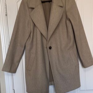 Love Tree Classic Tan Trench Coat